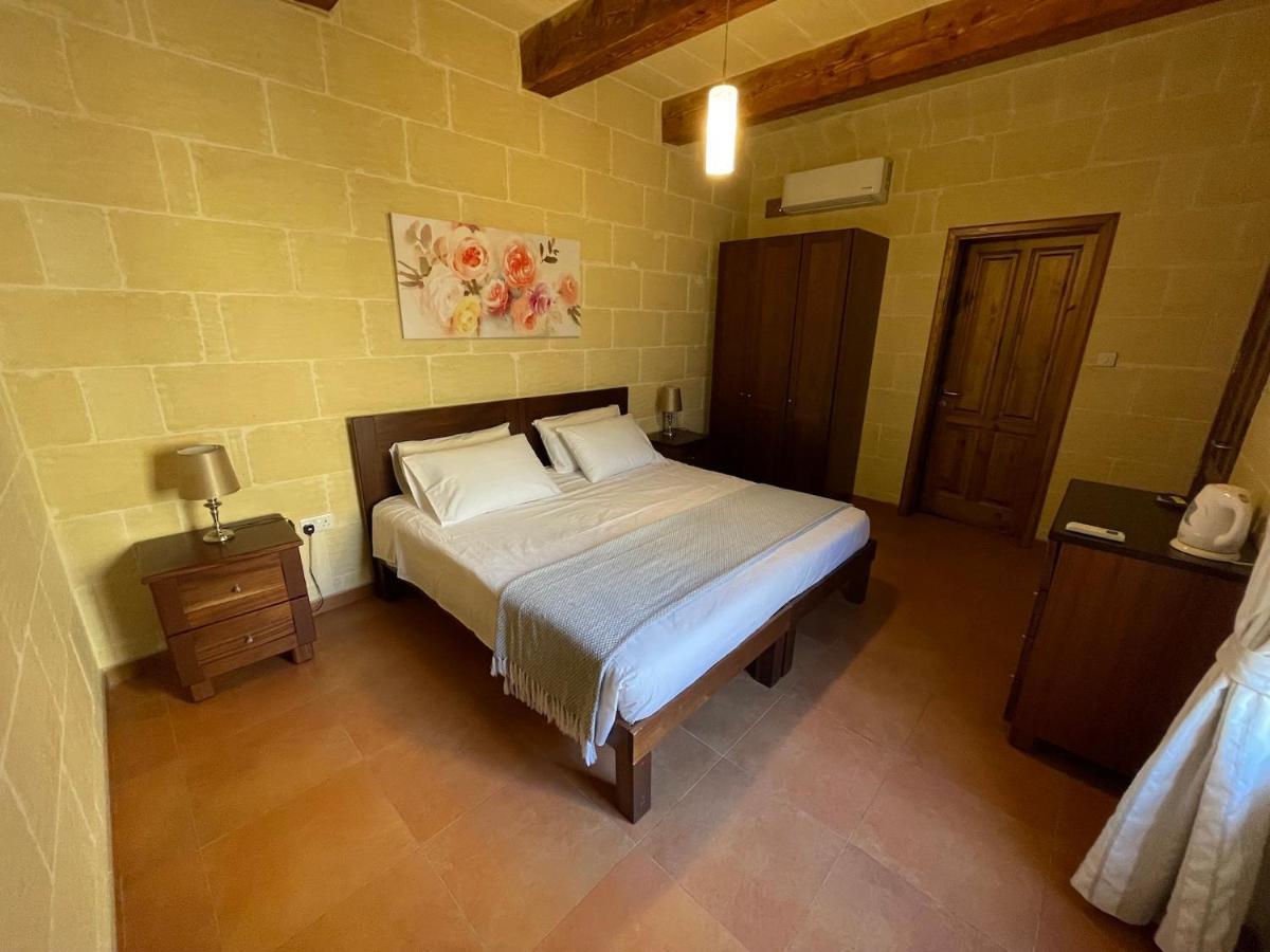 Gilju B&B Шаара Экстерьер фото